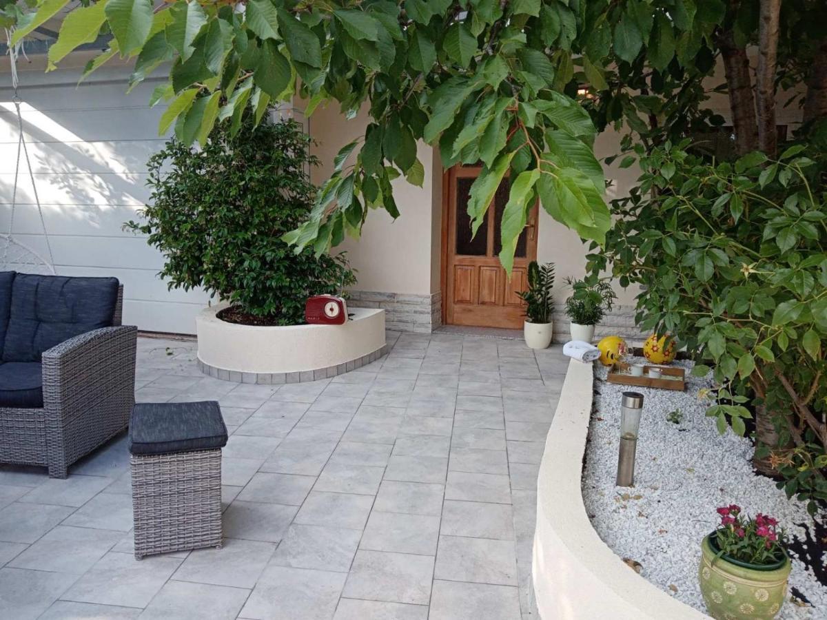 Villa Nona Tamara With Astonishing Sea & Mountains View บริบีร์ ภายนอก รูปภาพ