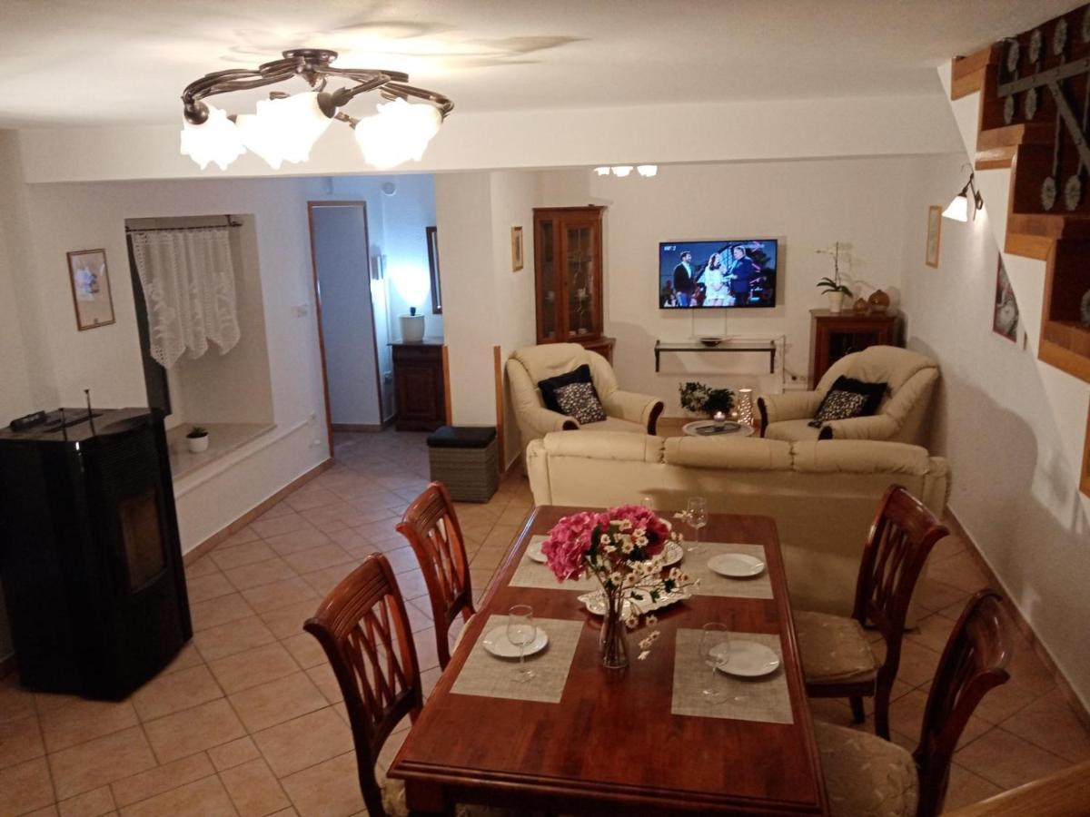 Villa Nona Tamara With Astonishing Sea & Mountains View บริบีร์ ภายนอก รูปภาพ